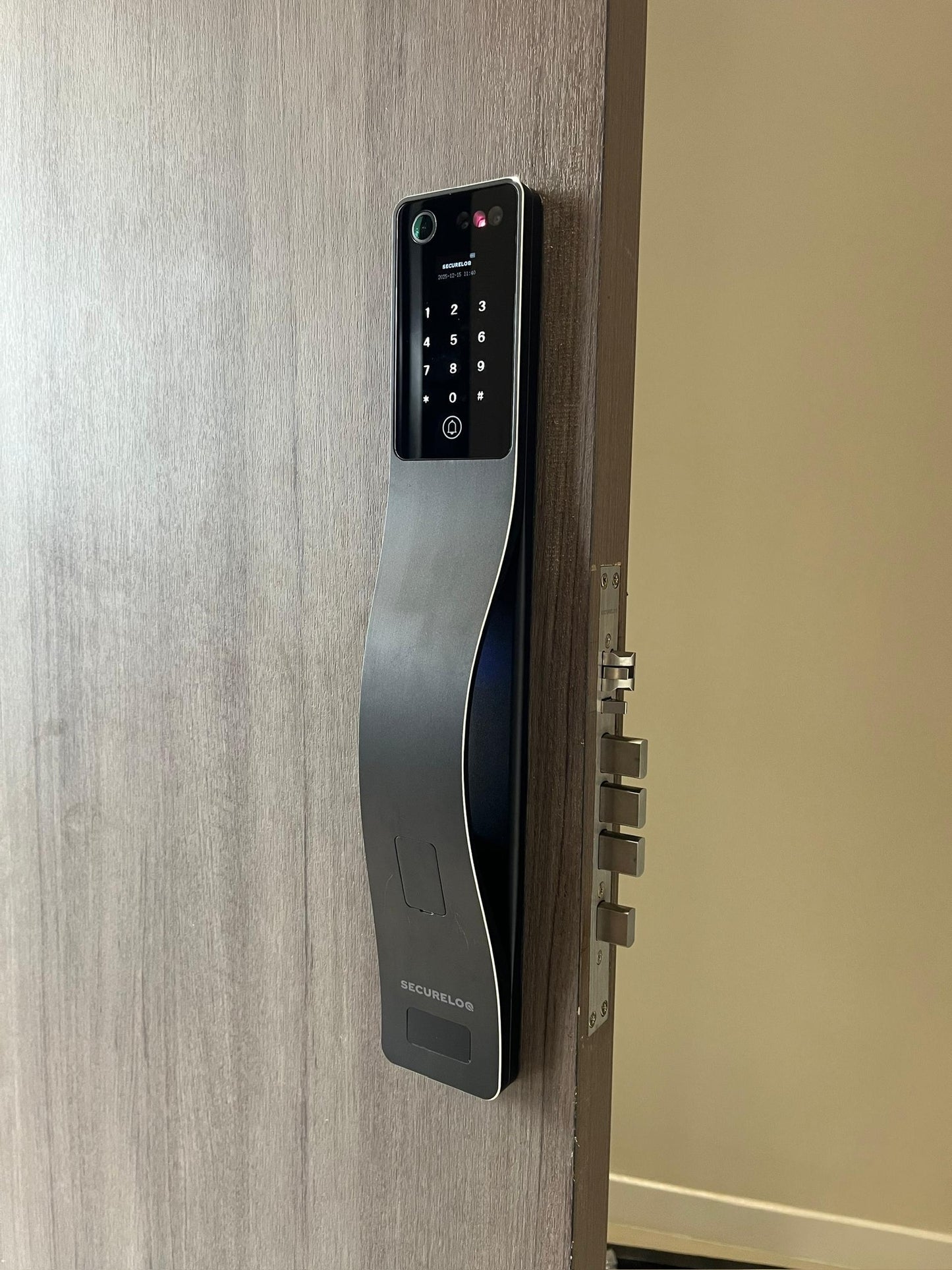 Secureloq X2 3D Face & Palm Vein WiFi Lock